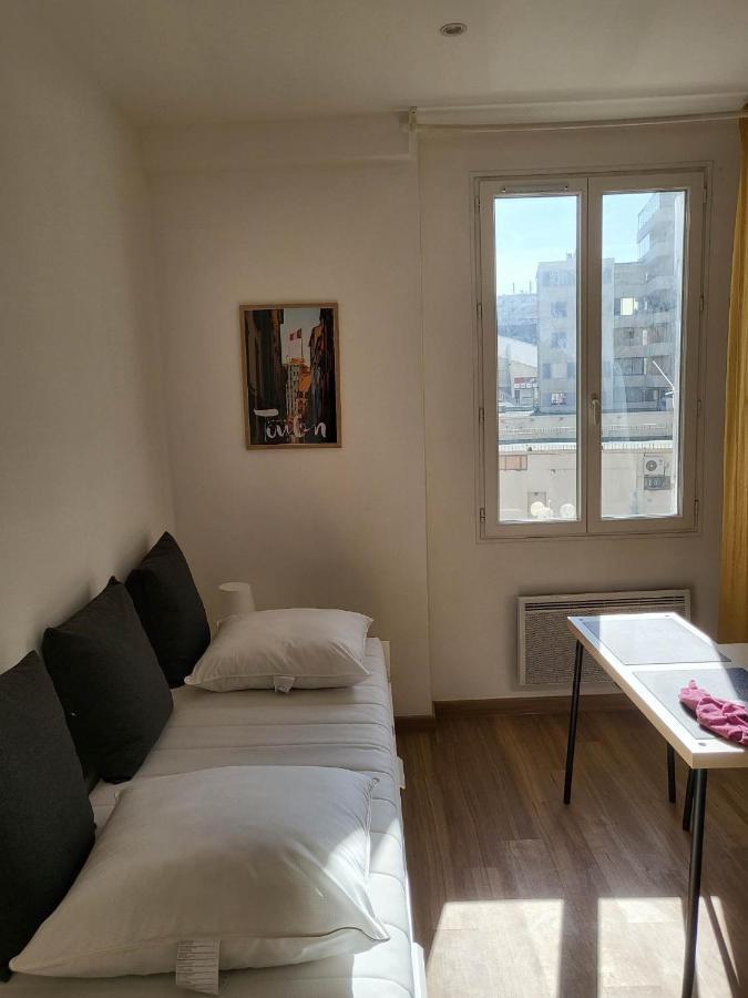 Studio Sur Le Port De Toulon Exterior foto